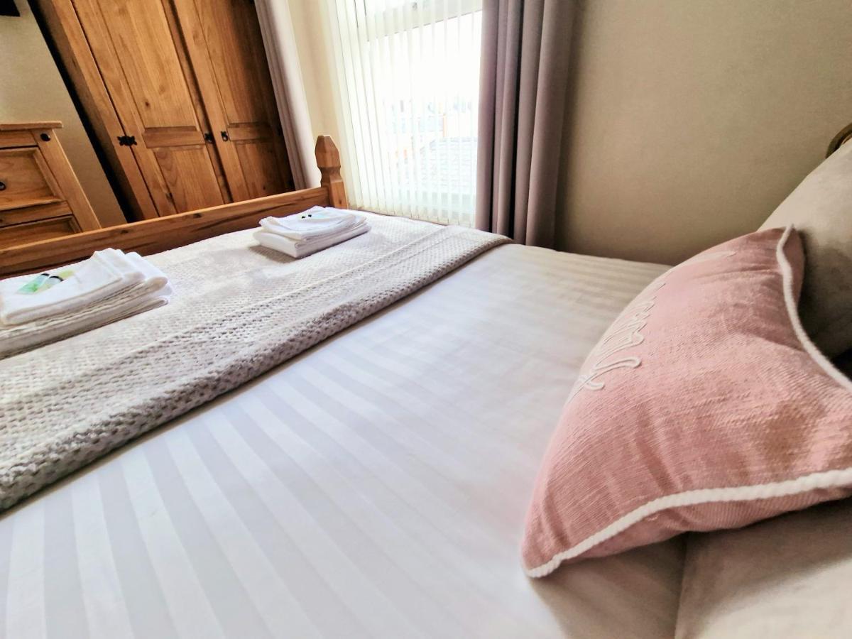 חלנדודנו Breeze B&B מראה חיצוני תמונה