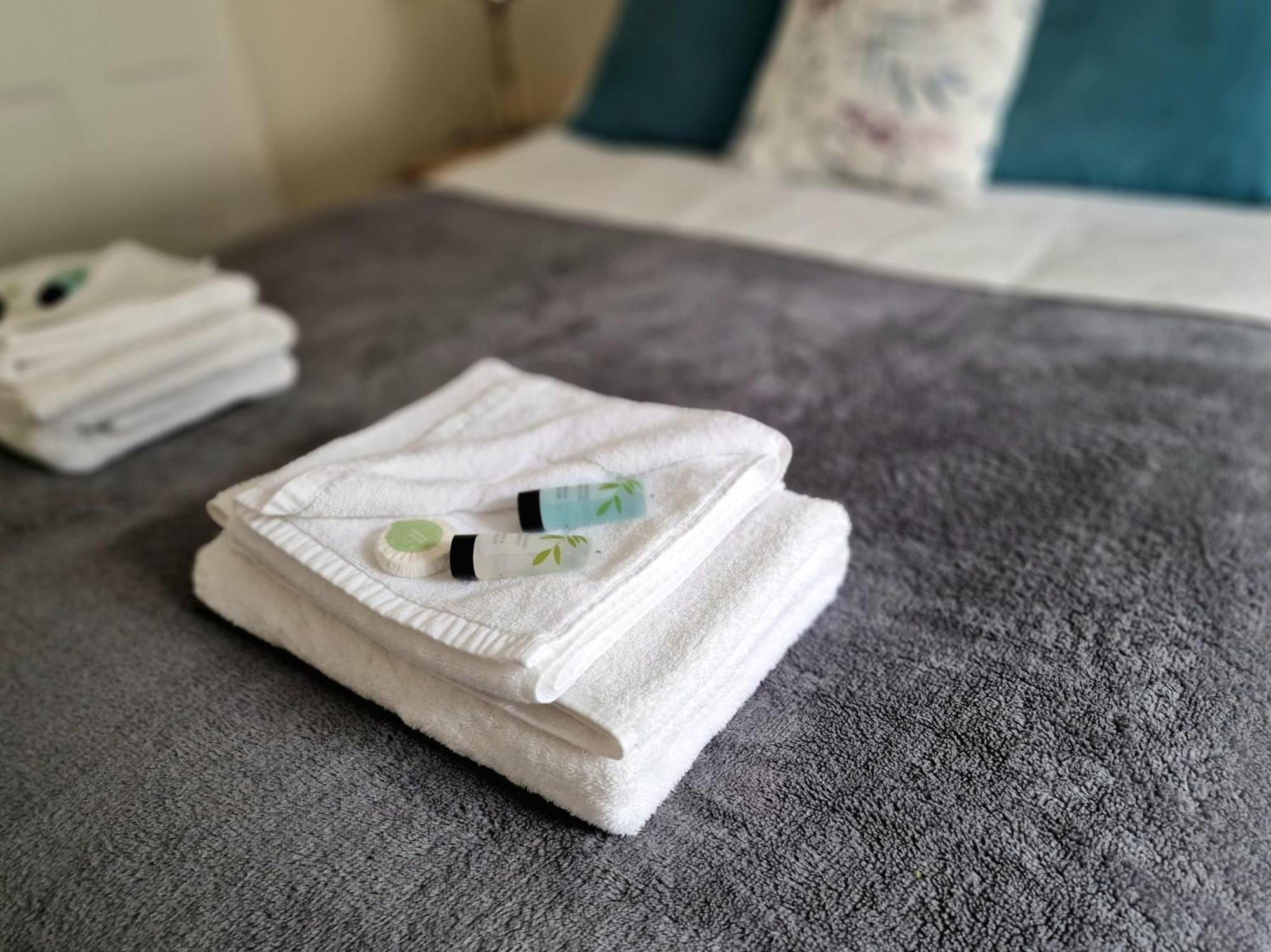 חלנדודנו Breeze B&B חדר תמונה